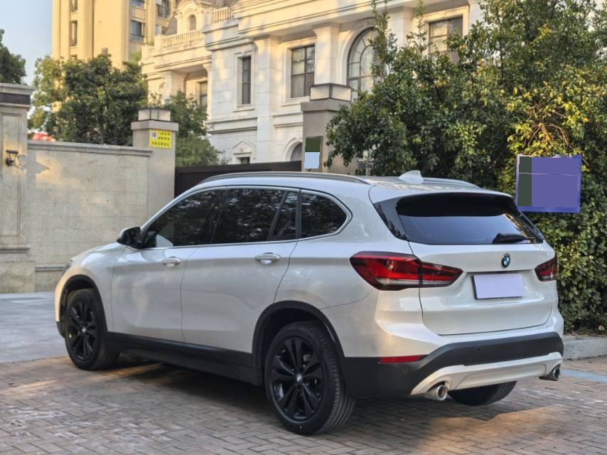 BMW X1 2021 car image #9