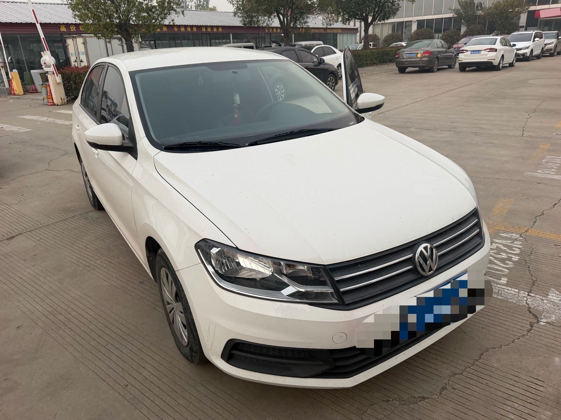 Volkswagen Santana 2023 #2 Volkswagen Santana 2023 изображение автомобиля #2