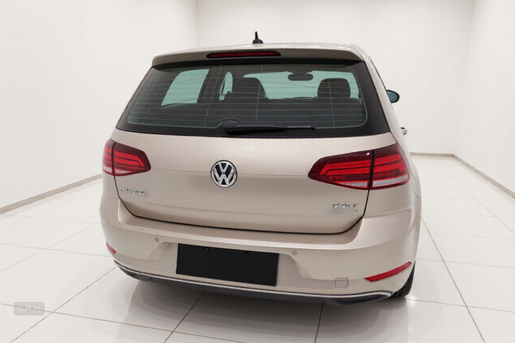 Volkswagen Golf 2019 #6 Volkswagen Golf 2019 car image #6