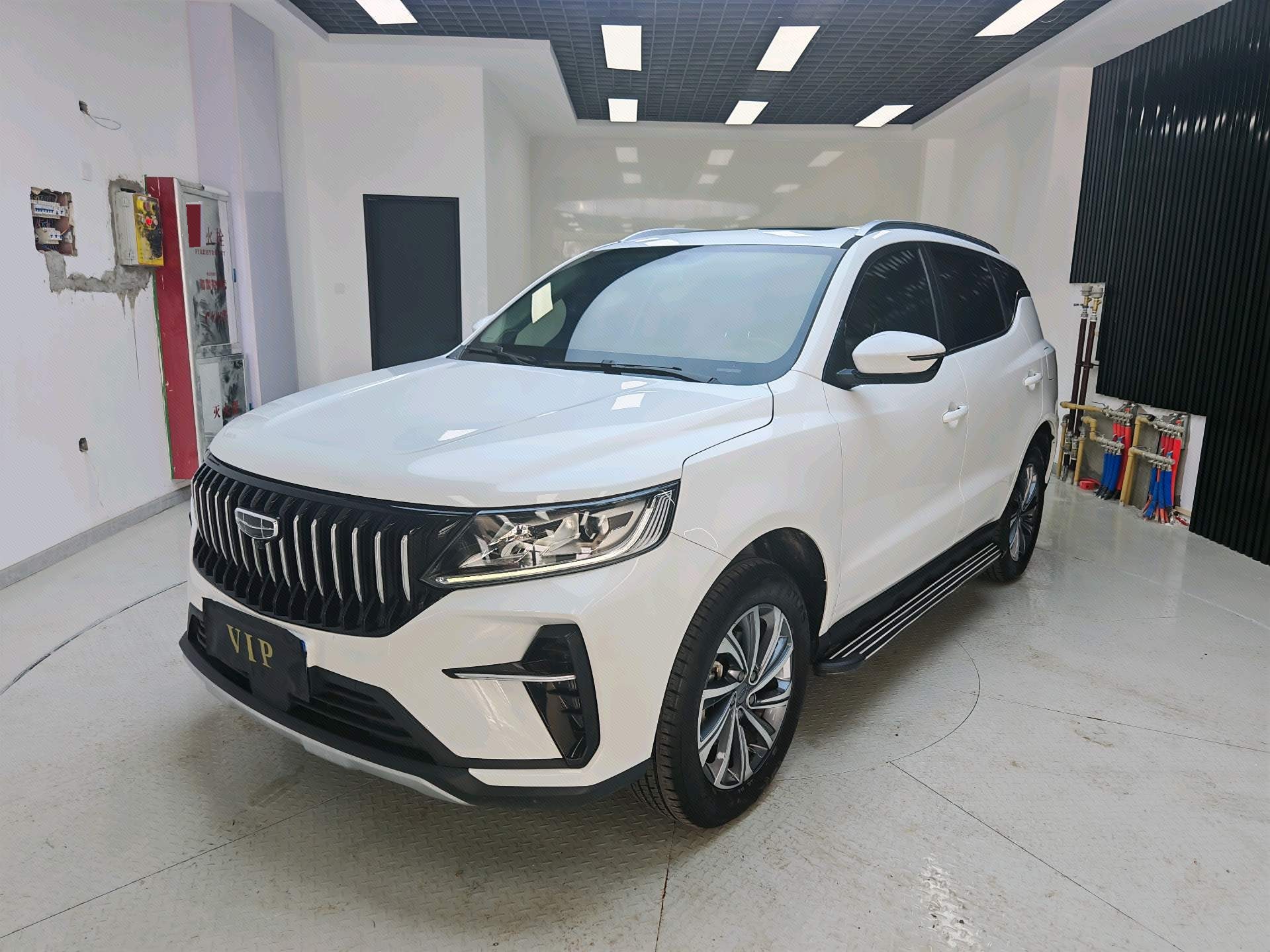 GEELY Vision X6 2023 GEELY Vision X6 2023 immagine di auto
