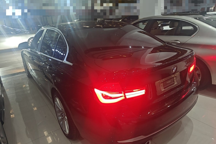 BMW 3 Series 2018 car image #5