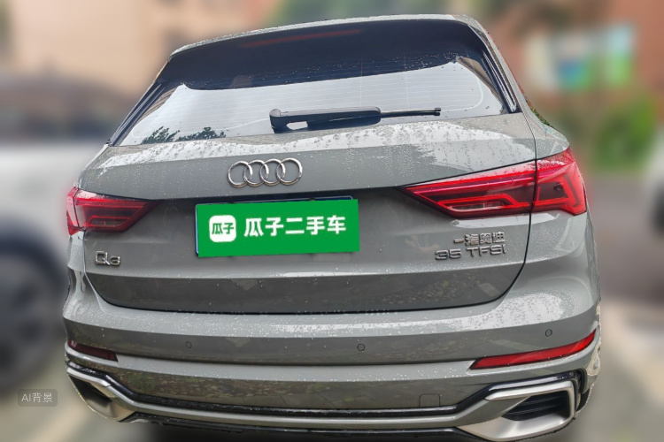 Audi Q3 2023 car image #6