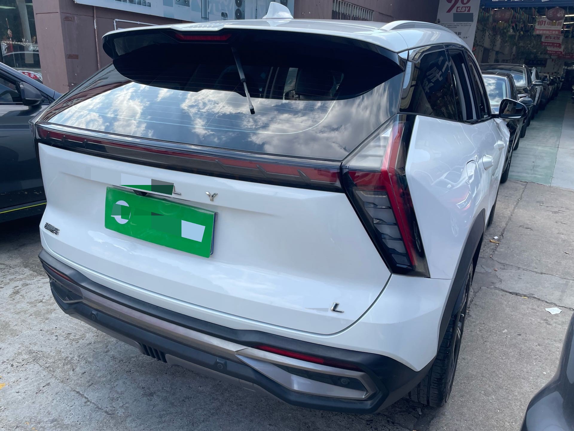 GEELY Boyue L 2023 immagine di auto #9