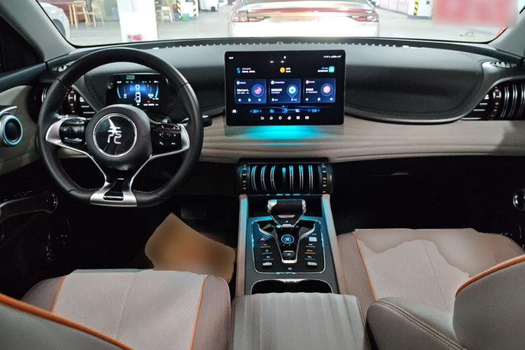 BYD Yuan Plus 2024 صورة سيارة #10