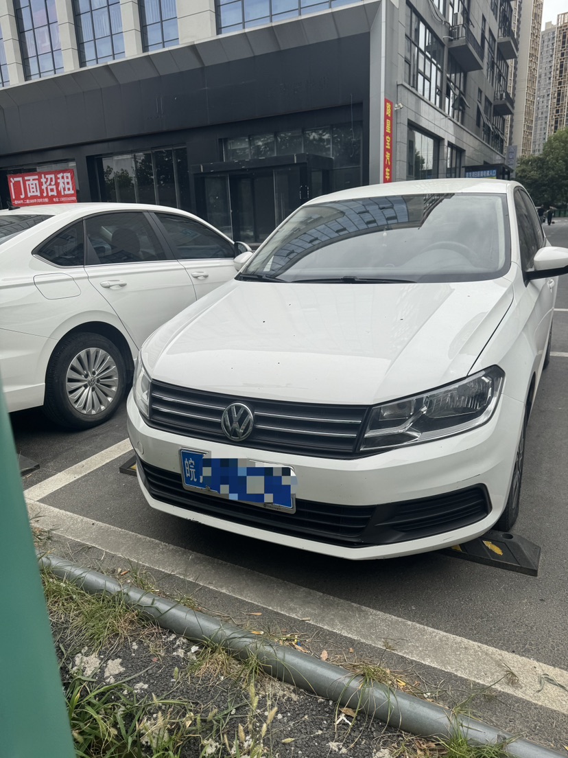 Volkswagen Santana 2018 car image 