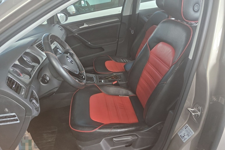 Volkswagen Golf 2016 car image #15