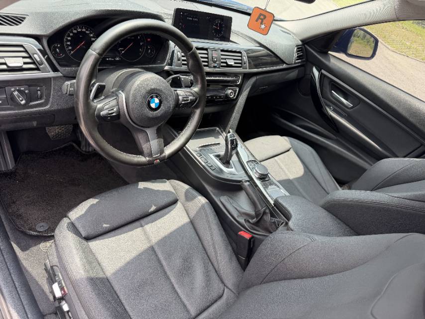 BMW 3 Series 2018 #7 BMW 3 Series 2018 car image #7