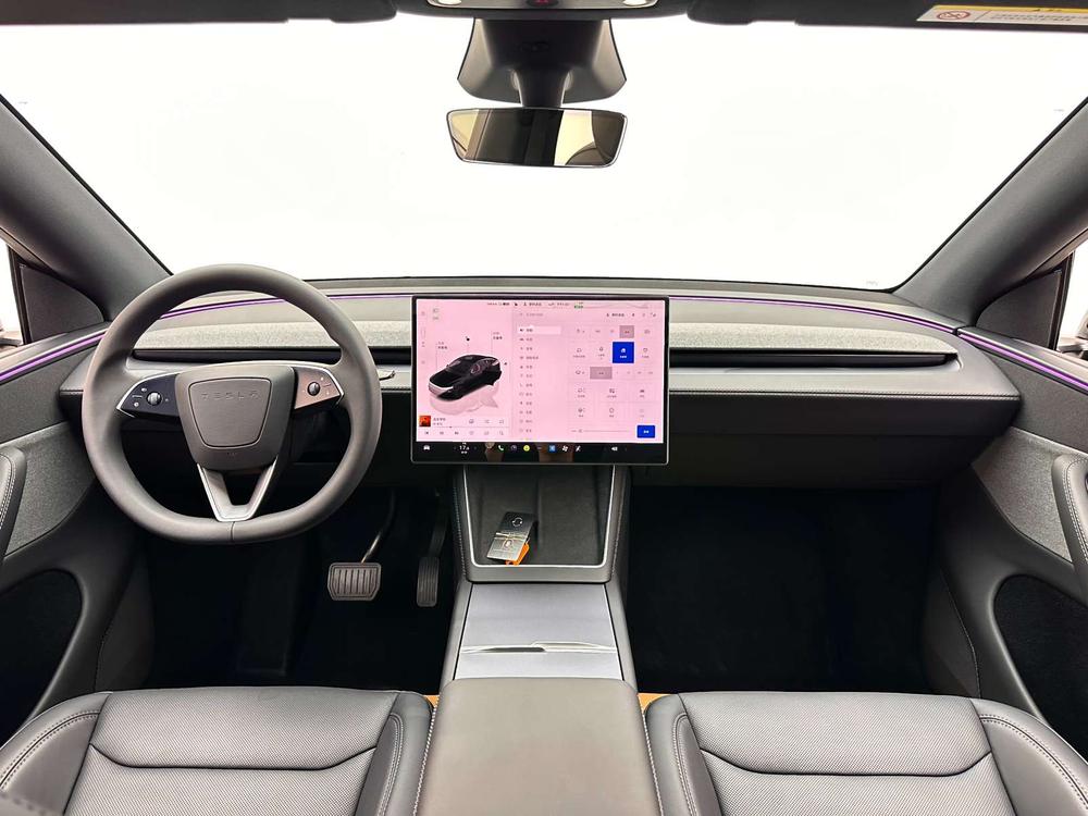 Tesla Model Y 2026 car image #15