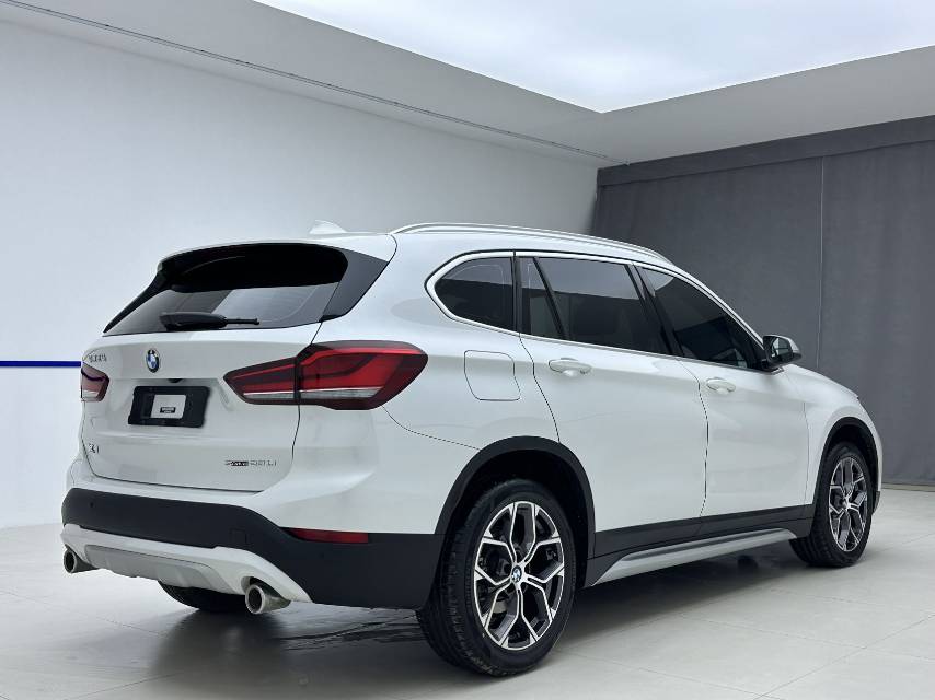 BMW X1 2022 #6 BMW X1 2022 car image #6
