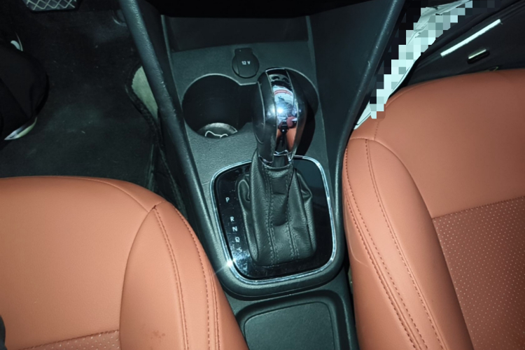 Volkswagen Polo 2018 car image #14