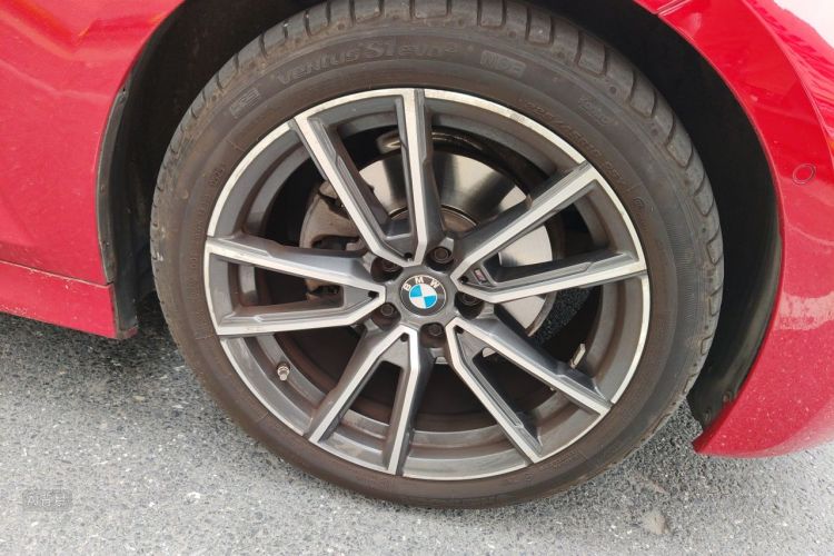 BMW 3 Series 2020 #9 BMW 3 Series 2020 car image #9