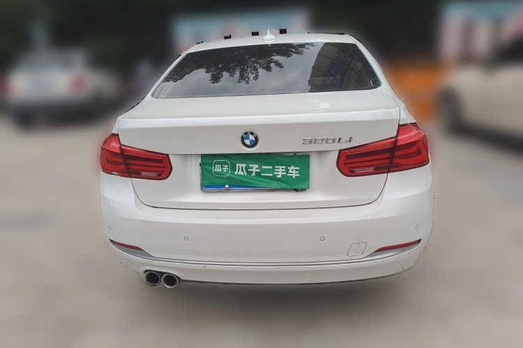 BMW 3 Series 2018 #4 BMW 3 Series 2018 изображение автомобиля #4