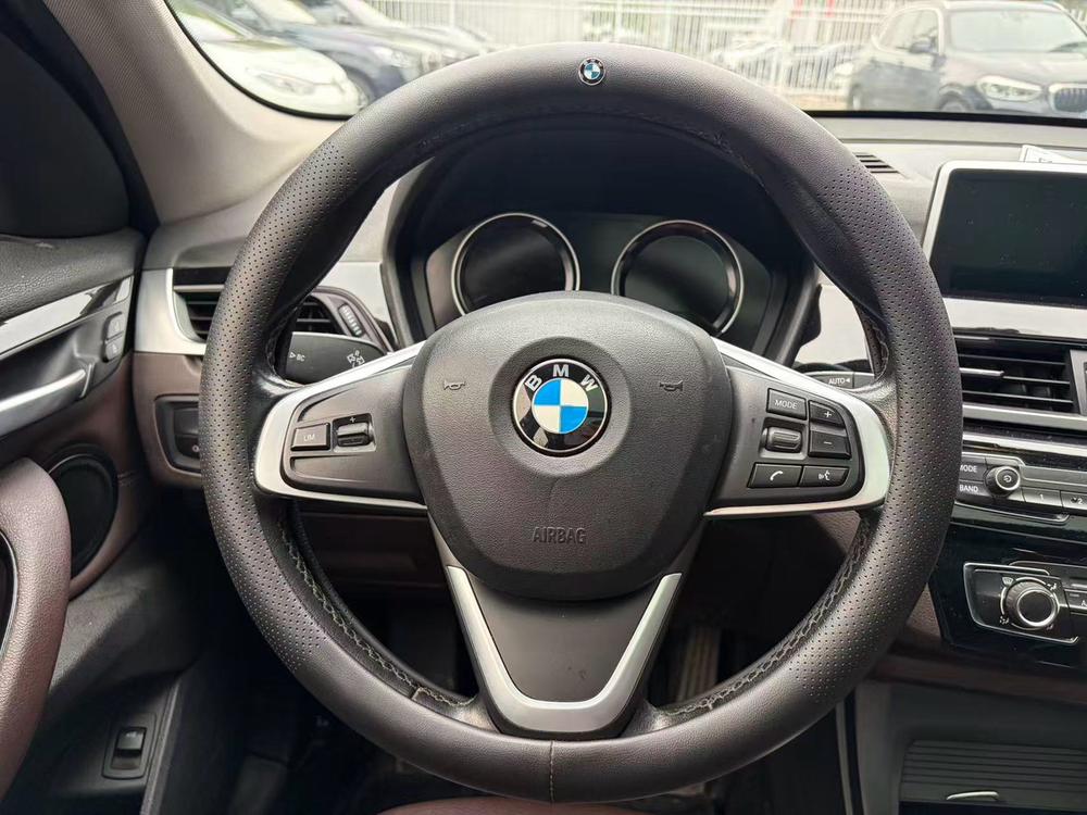 BMW X1 2019 #8 BMW X1 2019 car image #8