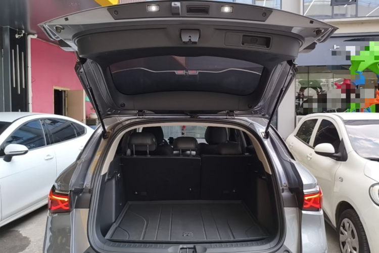 BYD Yuan Plus 2025 immagine di auto #21