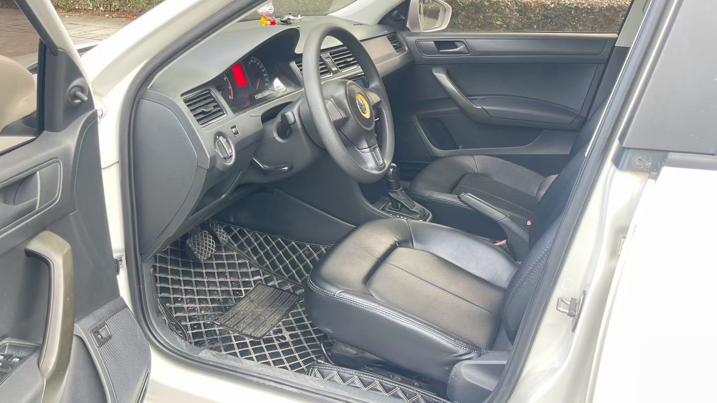 Volkswagen Santana 2016 car image #4