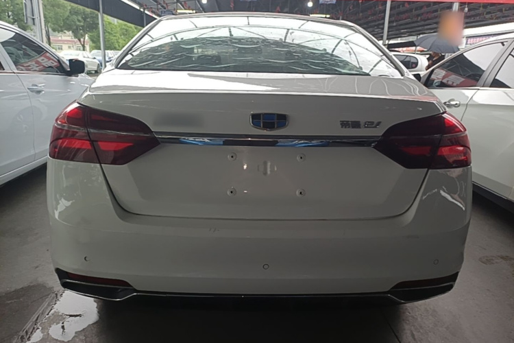GEELY Emgrand New Energy 2019 car image #4
