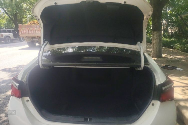 Toyota Corolla 2017 #21 Toyota Corolla 2017 car image #21