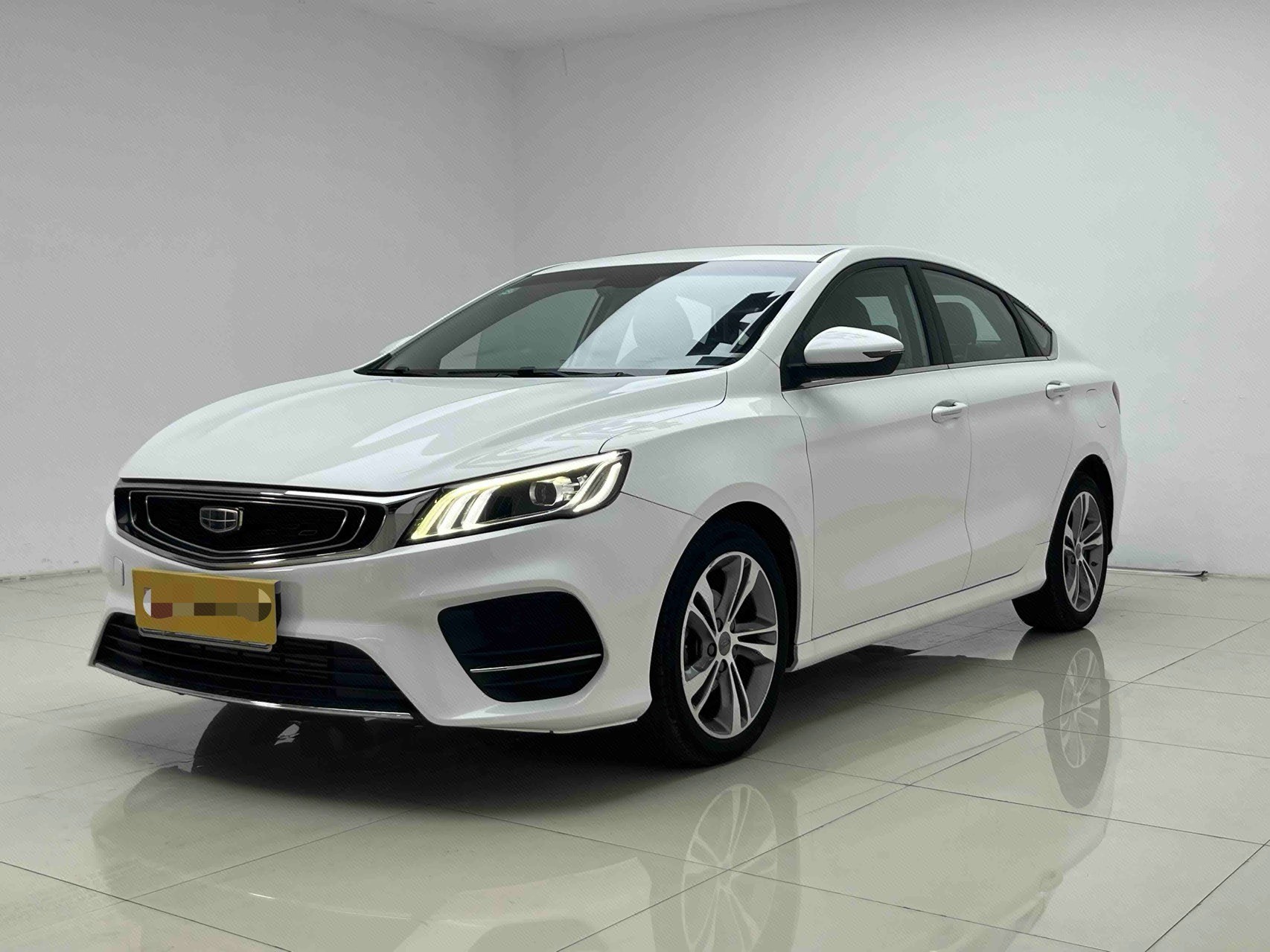 GEELY Binray 2019 GEELY Binray 2019 immagine di auto