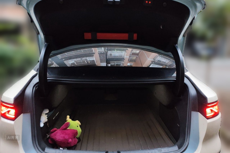 BYD Han 2023 car image #21