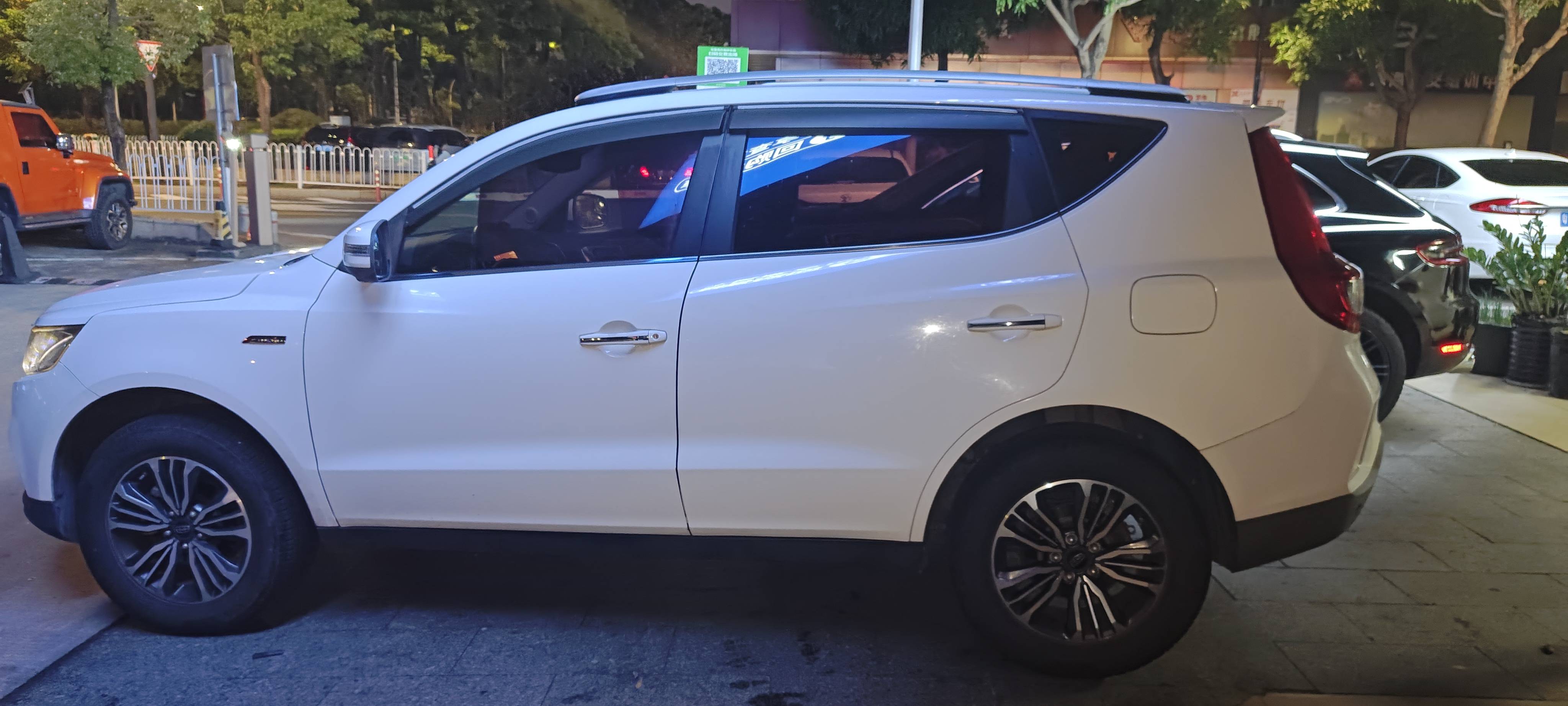 GEELY Vision X6 2017 #5 GEELY Vision X6 2017 immagine di auto #5