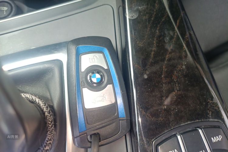 BMW 3 Series 2018 #10 BMW 3 Series 2018 immagine di auto #10