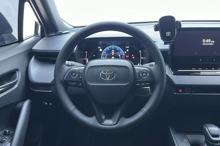 Toyota Corolla Cross 2026 #15 Toyota Corolla Cross 2026 car image #15