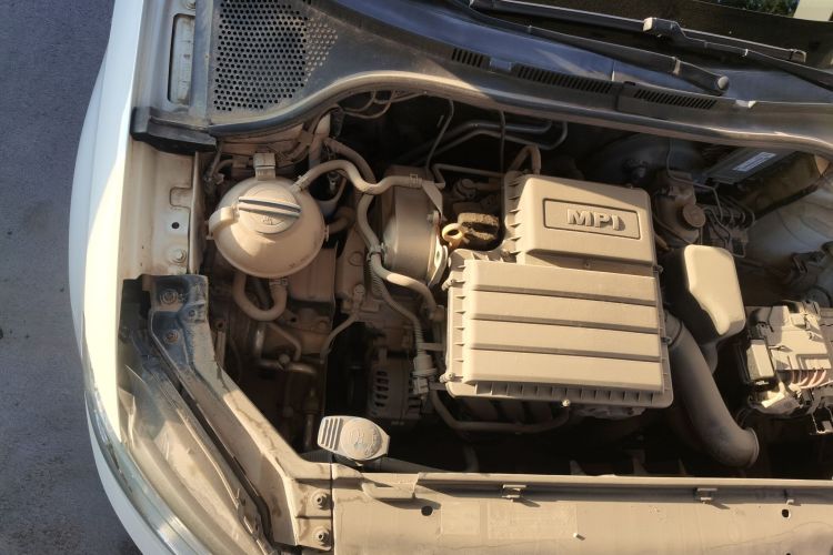Volkswagen Santana 2017 car image #28