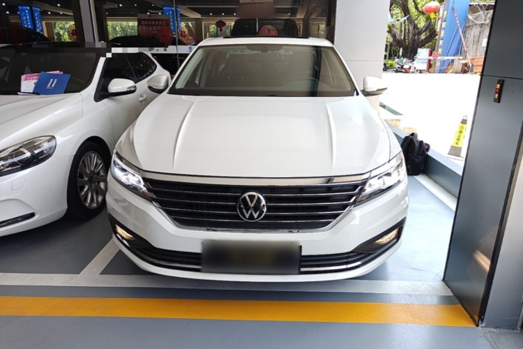 Volkswagen Lavida 2021 car image #3