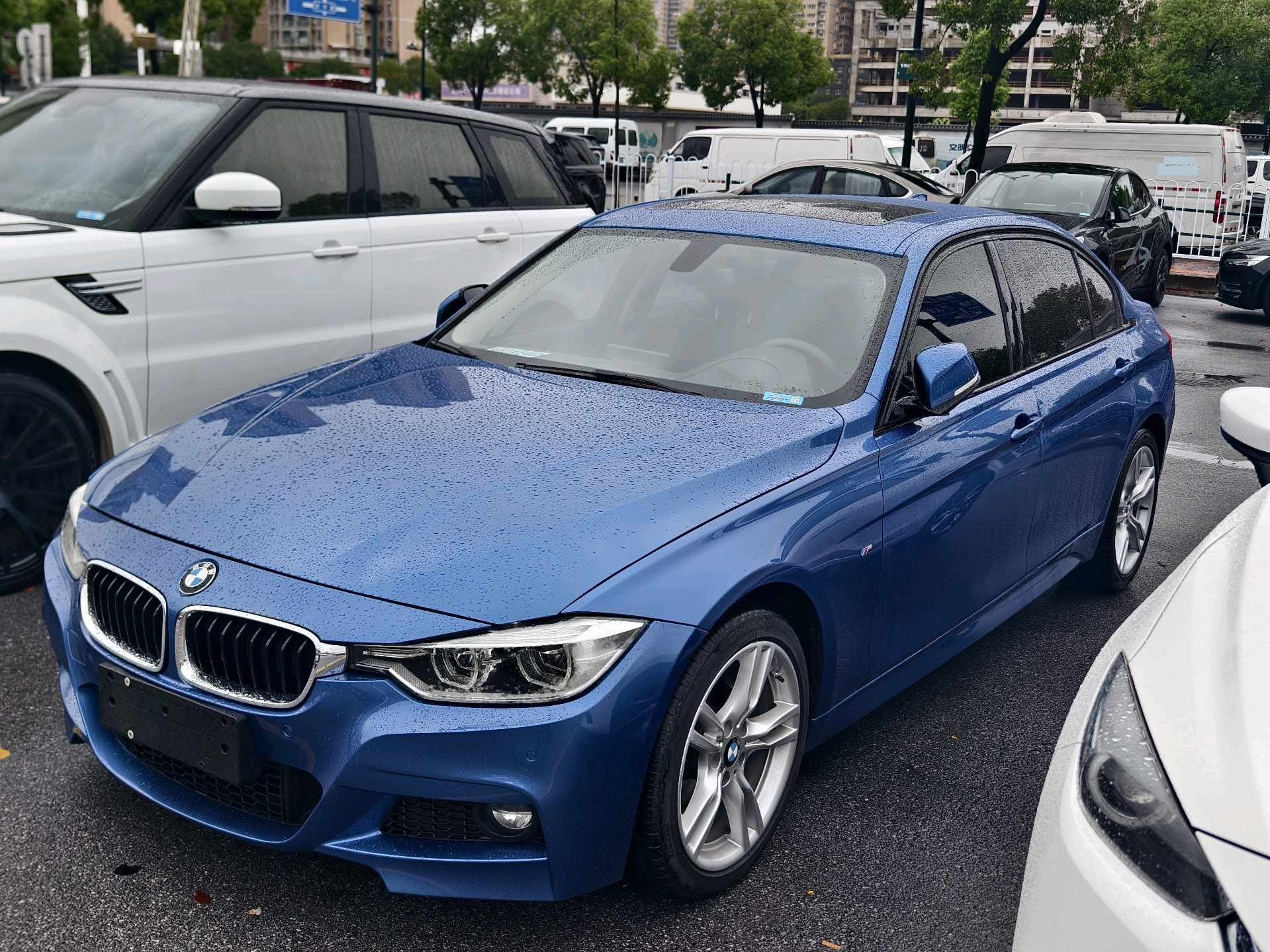 BMW 3 Series 2018 car image 