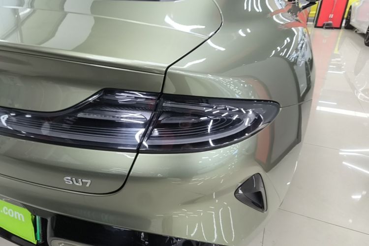 MI SU7 2024 car image #8