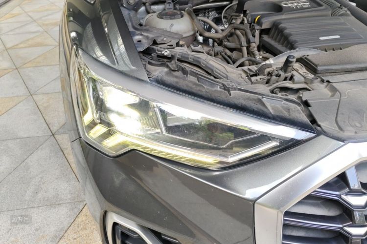 Audi Q3 2019 #8 Audi Q3 2019 car image #8