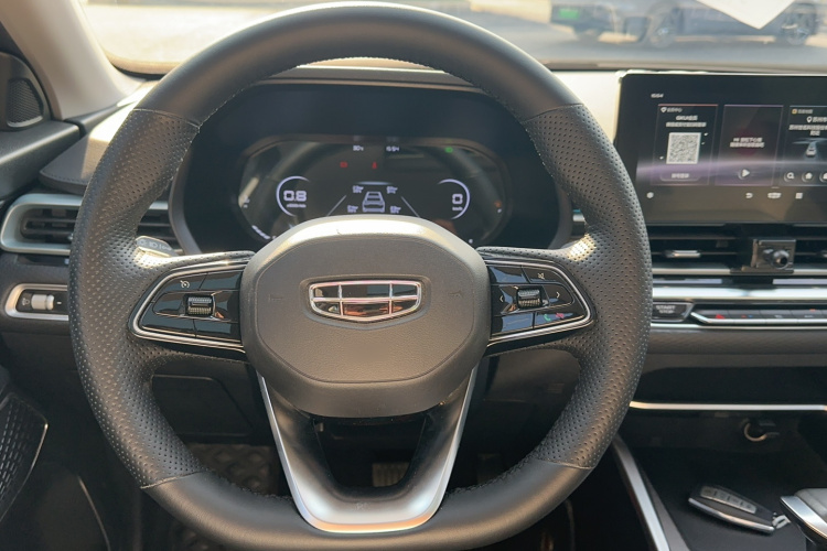 GEELY Emgrand 2022 car image #13