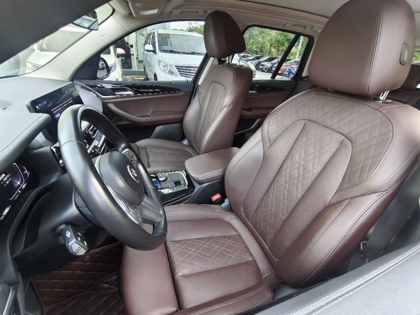 BMW iX3 2023 #7 BMW iX3 2023 изображение автомобиля #7