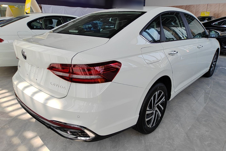 Volkswagen Lavida 2026 car image #7
