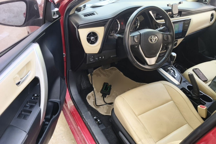 Toyota Corolla 2017 immagine di auto #16