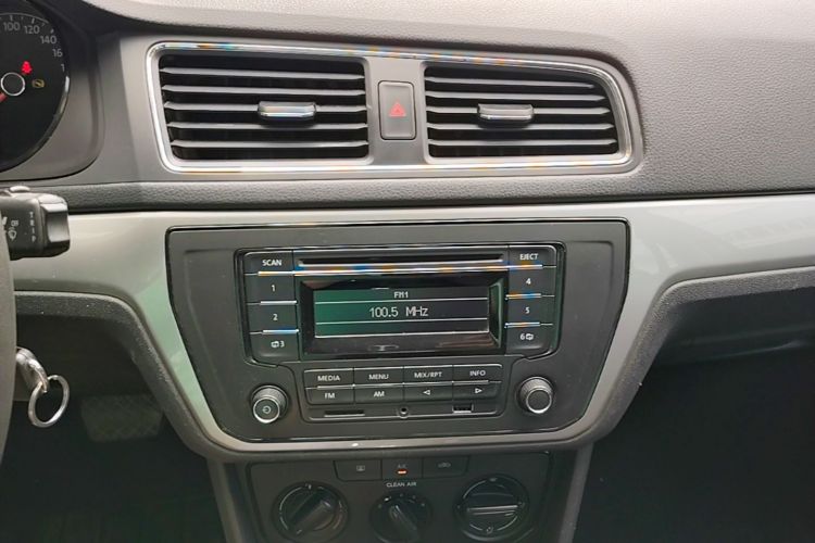 Volkswagen Lavida 2016 car image #13
