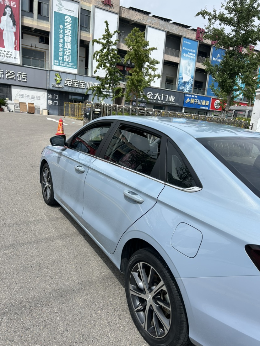 GEELY Emgrand 2023 #6 GEELY Emgrand 2023 car image #6