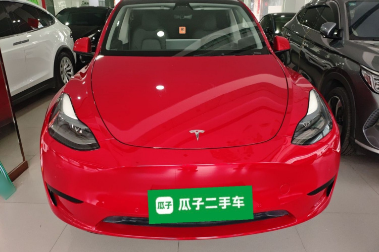 Tesla Model Y 2023 #3 Tesla Model Y 2023 car image #3