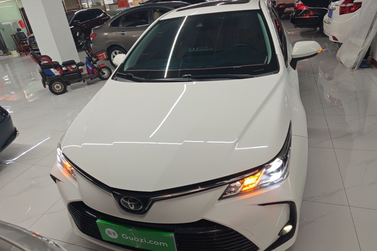 Toyota Corolla 2021 immagine di auto #3