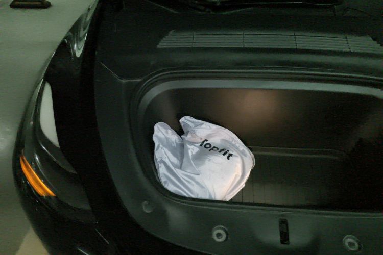 Tesla Model Y 2021 #28 Tesla Model Y 2021 car image #28