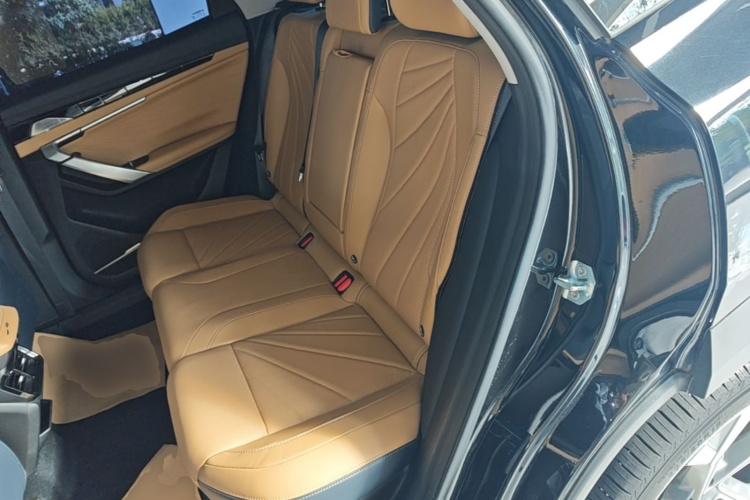 GEELY Boyue L 2023 #17 GEELY Boyue L 2023 imagen de coche #17