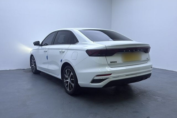 GEELY Emgrand 2023 car image #7