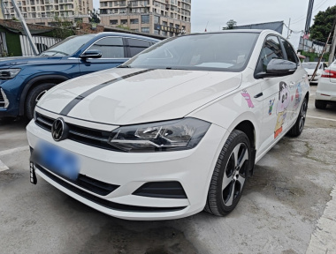 Volkswagen Polo 2021 car image 