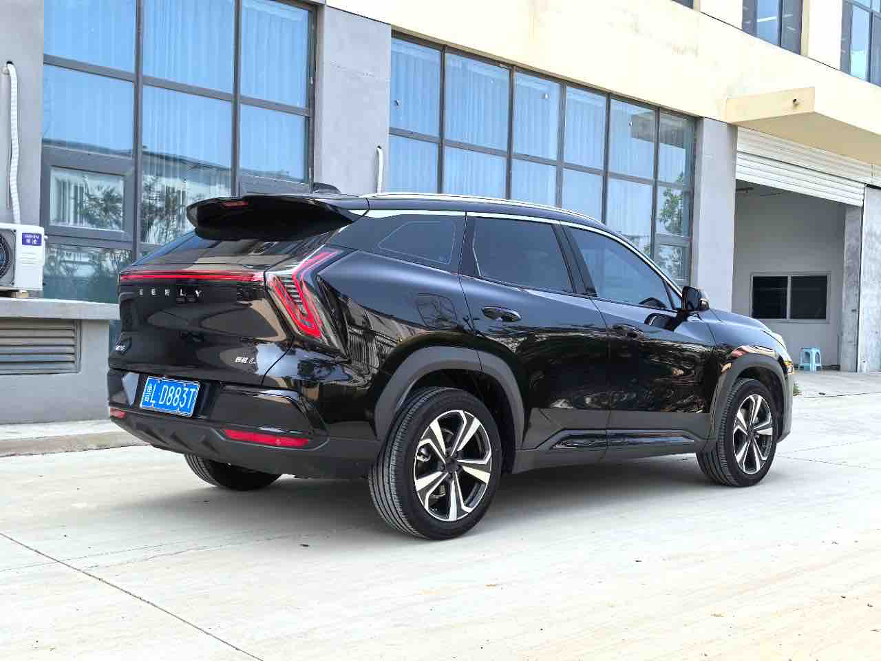 GEELY Boyue L 2025 #5 GEELY Boyue L 2025 car image #5
