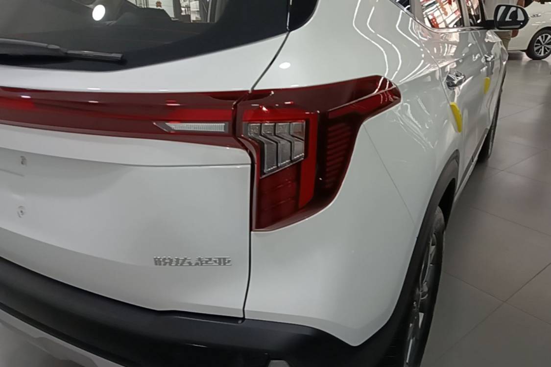 Kia Seltos 2026 car image #7
