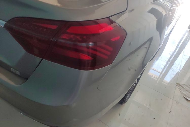 GEELY Emgrand 2019 #8 GEELY Emgrand 2019 car image #8