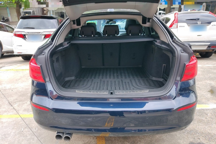 BMW 3 Series GT 2019 imagem de carro #19