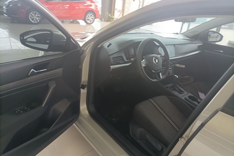 Volkswagen Lavida 2022 car image #12