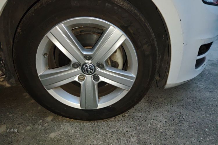 Volkswagen Golf 2015 car image #9