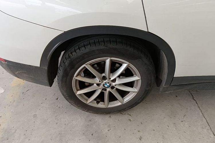 BMW X1 2016 car image #10